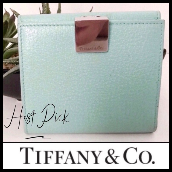 Tiffany & Co. Handbags - 🌟HP🌟💯 Tiffany Bifold Wallet